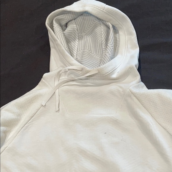 Under Armour Hoodie - Picture 2 of 3